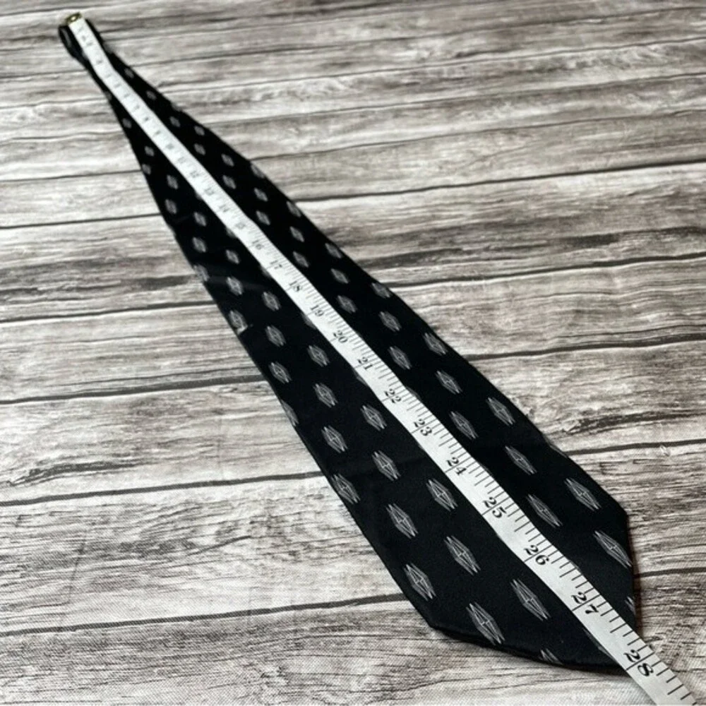 Alexander Julian Colours Men's Silk Tie Black White Geometric